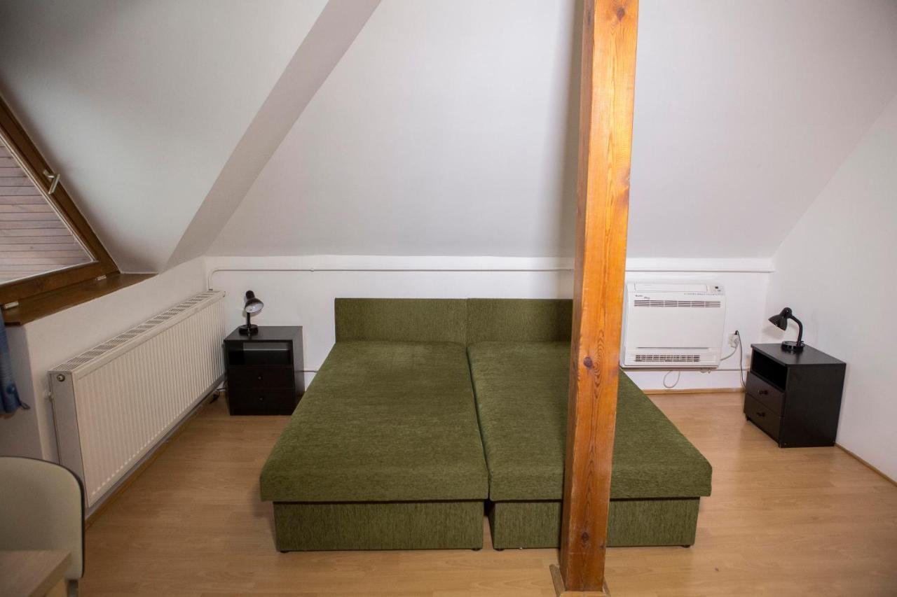 Hotel Eva Vendeghaz Kaposvár Exteriér fotografie