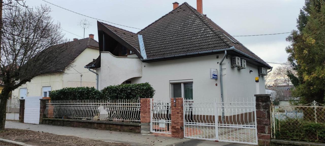 Hotel Eva Vendeghaz Kaposvár Exteriér fotografie